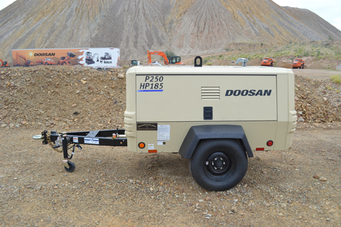Doosan T4F Air Compressor w Dual