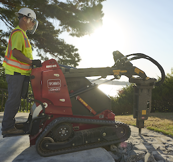 Toro 730 eDingo utility loader