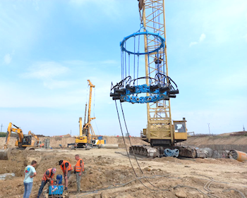 National Pile Croppers CFA rig at work in Ukraine