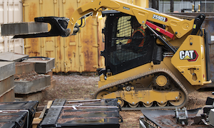Cat compact track loader