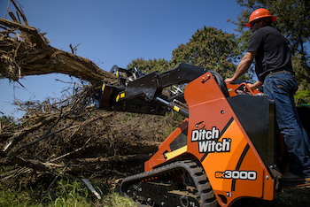 Dditch Witch compact track loader