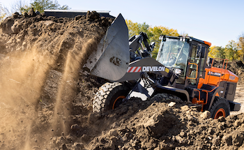 Develon DL 320-7 wheel loader