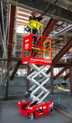 MEC Manonlift scissor lift