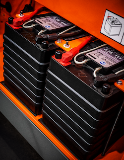 Li-ion batteries in scissor lifts