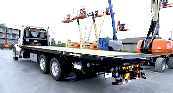 Jerr-Dan Rolloff truck