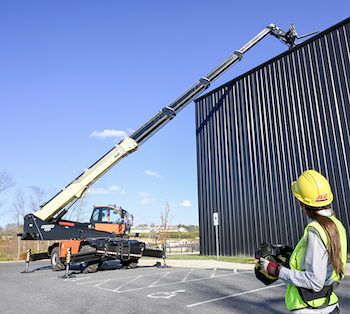 JLG R13100 rotating telehandler